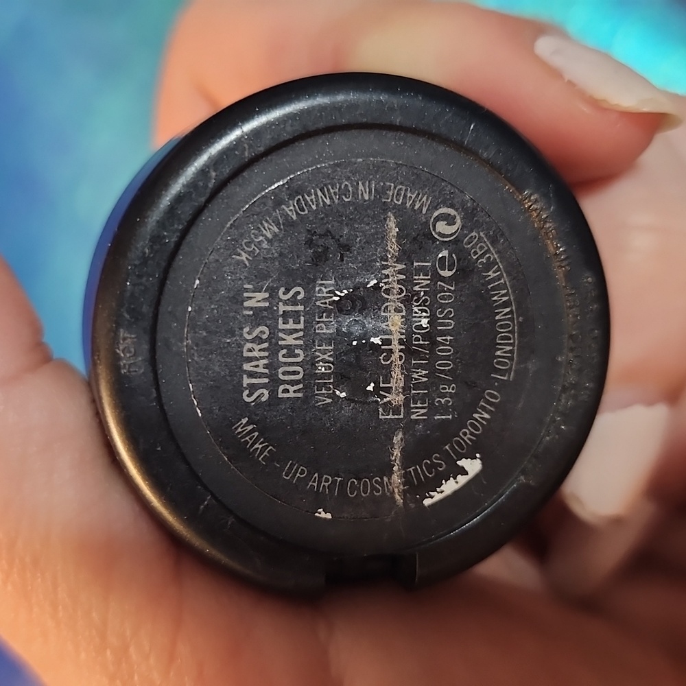 MAC Stars N Rockets Eye Shadow - Picture 3 of 3